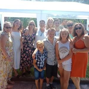 Meet your Posher, Sharon